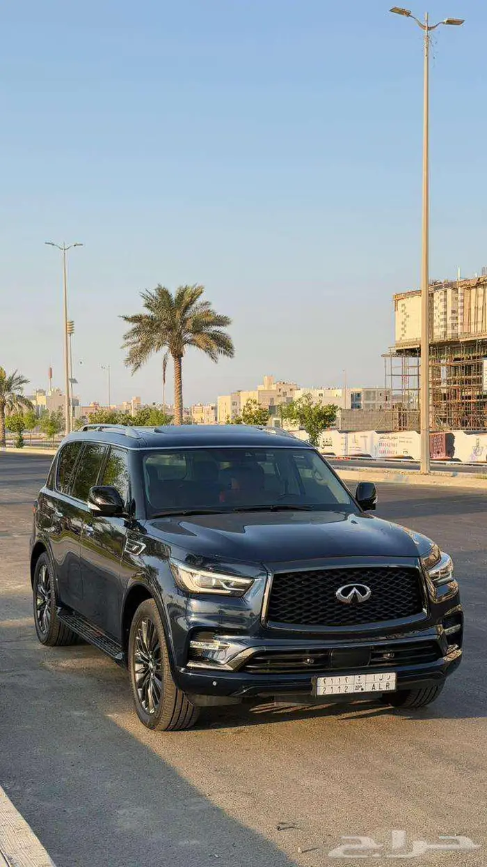 جيب انفينيتي QX80 بحالة الوكالة بلاك اديشن 6