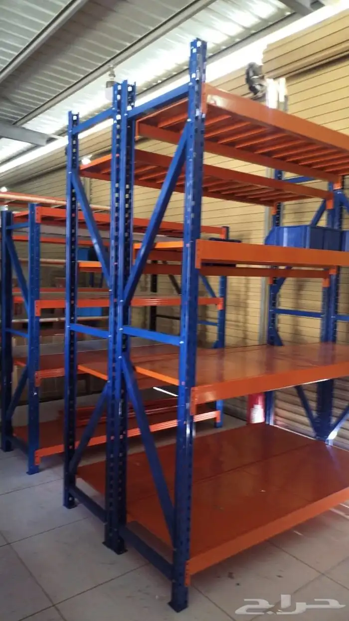يوجد لدينا جميع انواع الرفوف مستودعات ومستلزماتها 1