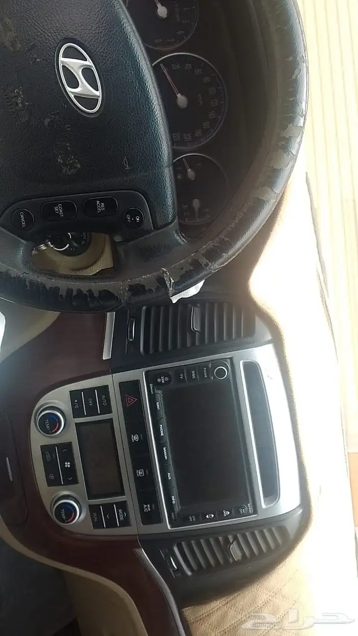 للبيع سنتافي موديل 2009م تماتيك دبل بنزين فتحة سقف فل كامل 5