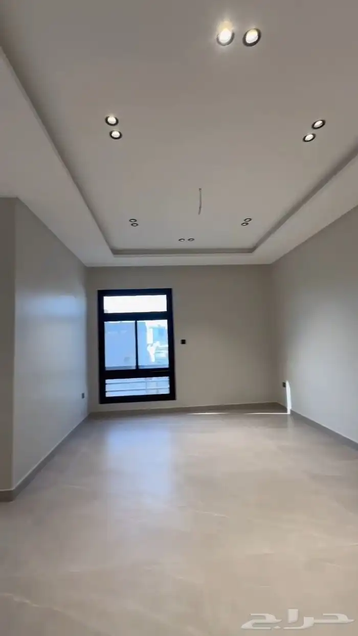 شقة راقية للإيجار بحي الصفا 6 غرف 2 ماستر 3