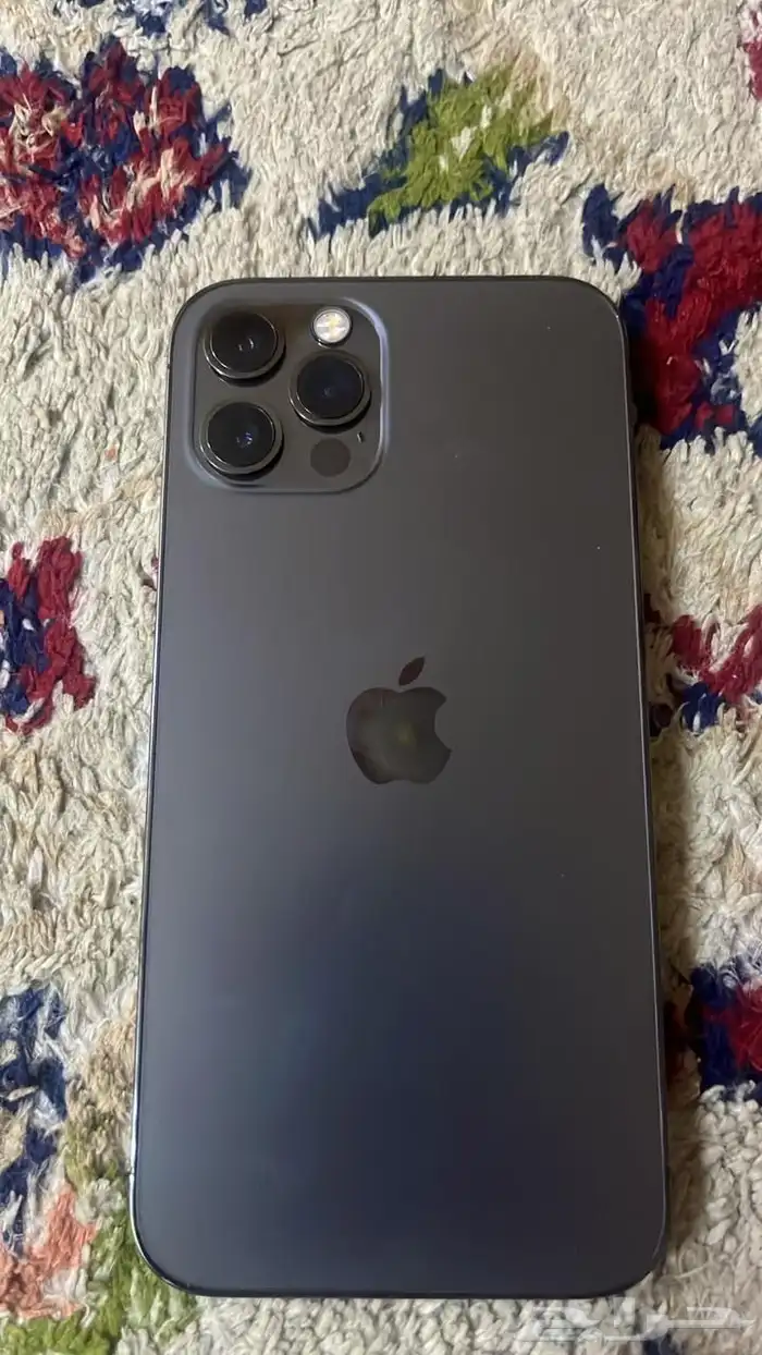 جوال ايفون12 برو للبيع 0