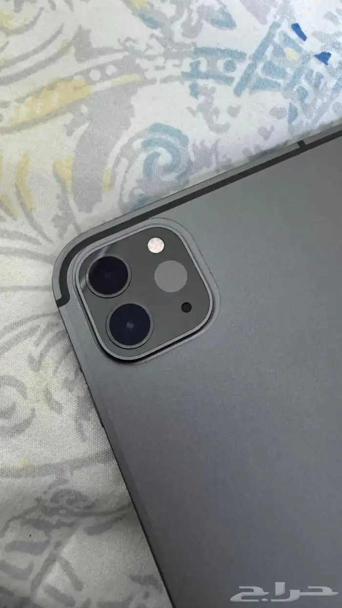 ايباد برو 12 انش 256 جيجا مع مدخل شريحه 1