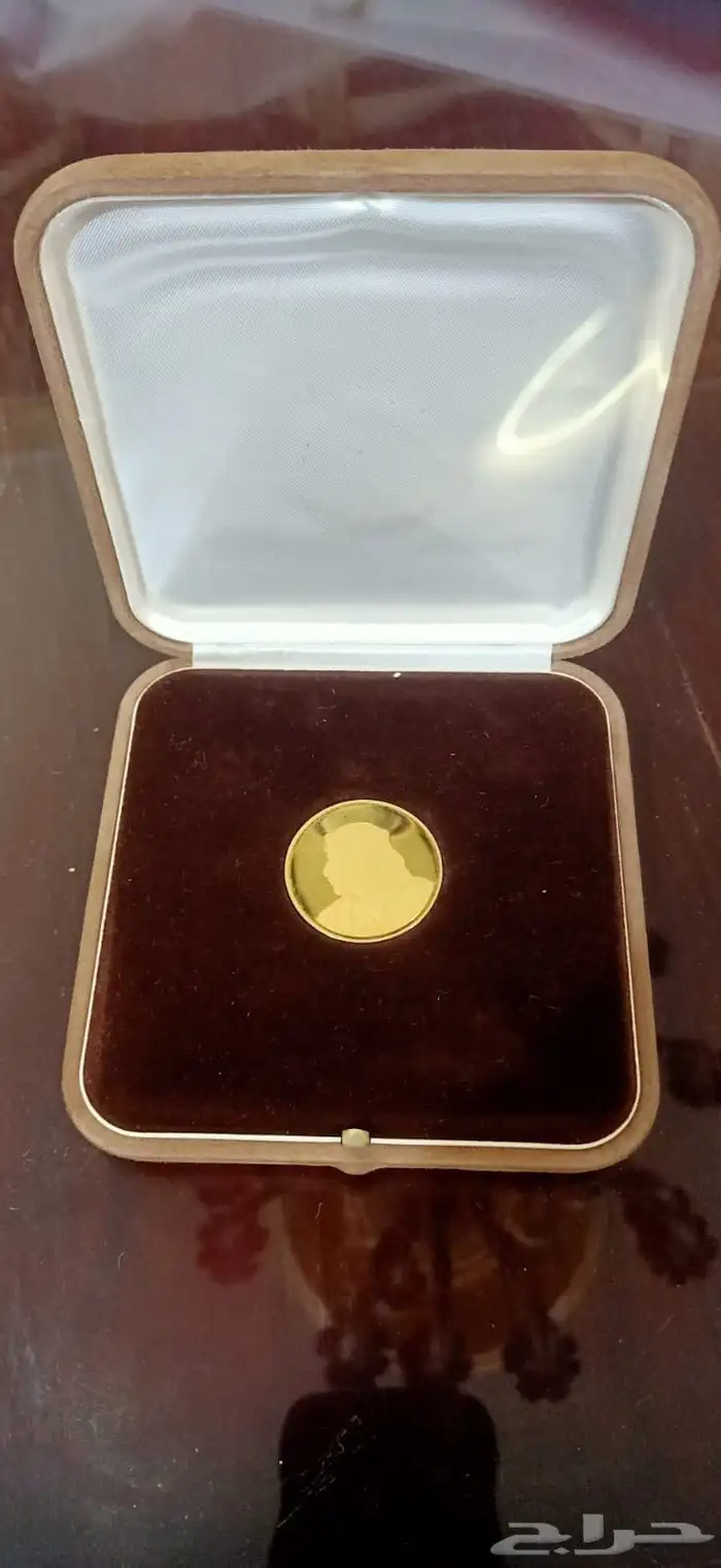 عملة اثرية تذكارية نادرة من الذهب الخالص 2