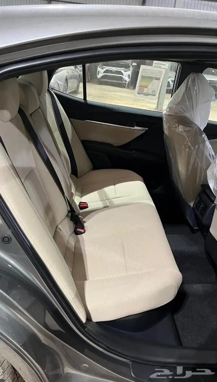 شركة العودة للسيارات أكبر موزع ل عبداللطيف جميل 4