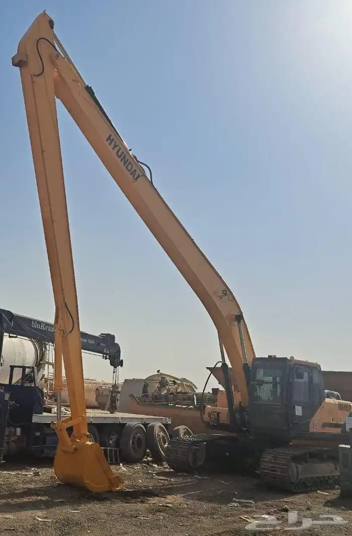 بوكلين ذراع طويل للايجار اليومي والشهري 0