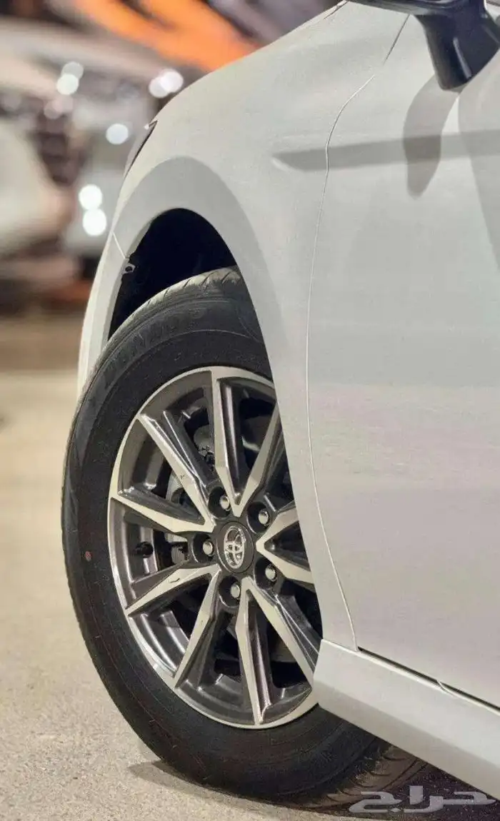 تويتا كامري بنزين استاندر 2025 - عروض الكاش والتقسيط 5