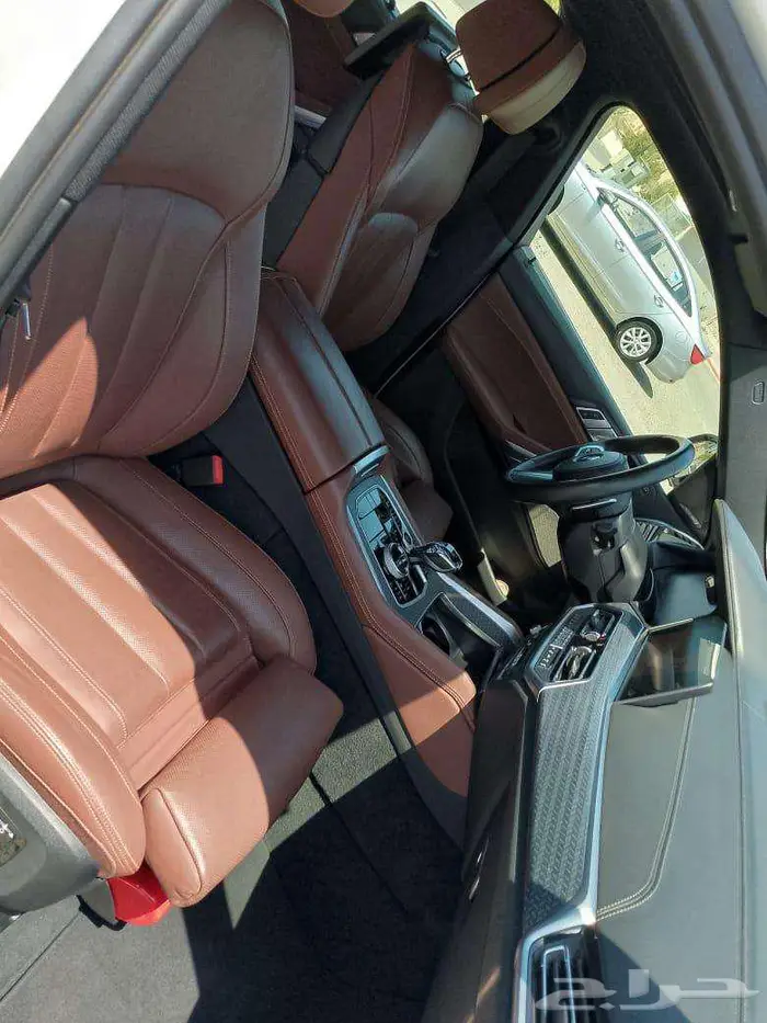 BMW X6 xDrive40i   2020 Model (White Color) 2