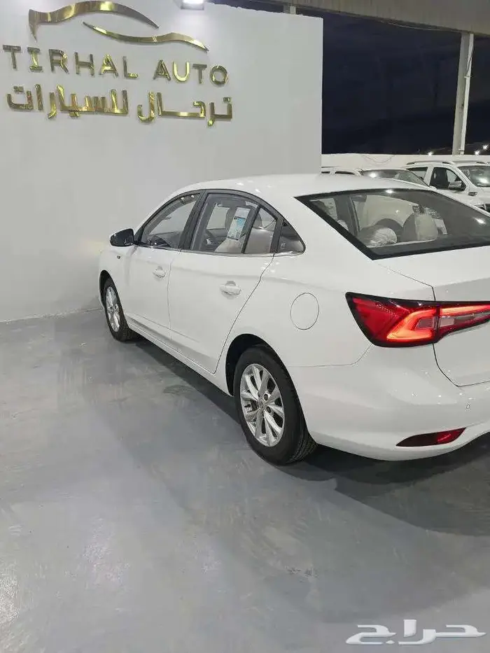 ام جي 5 ستاندر موديل 2025 عروض اليوم الوطني كاش وتقسيط 5