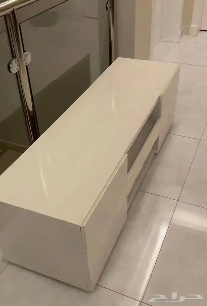 للبيع طاوله 1