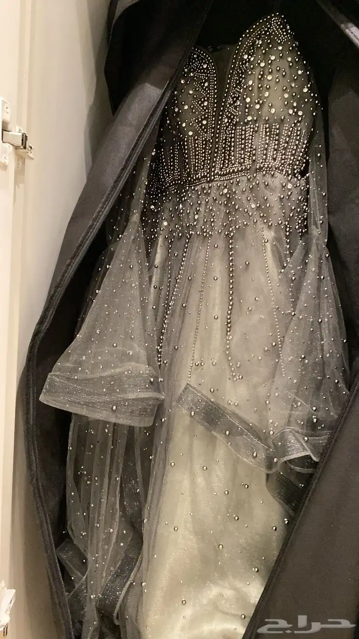 ملبوس مره وحده المقاس M 1