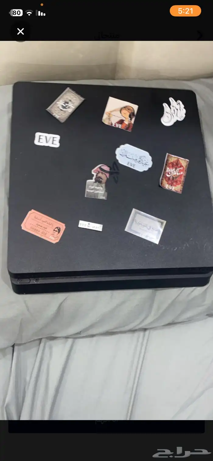 سوني فور جديد معه 2 قراند و اللي في صوره و الأسلك الاصليه 4