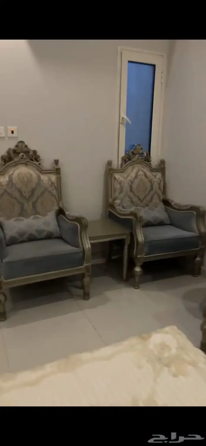 طقم كنب لون تيفاني بذهبي خشب زان 0