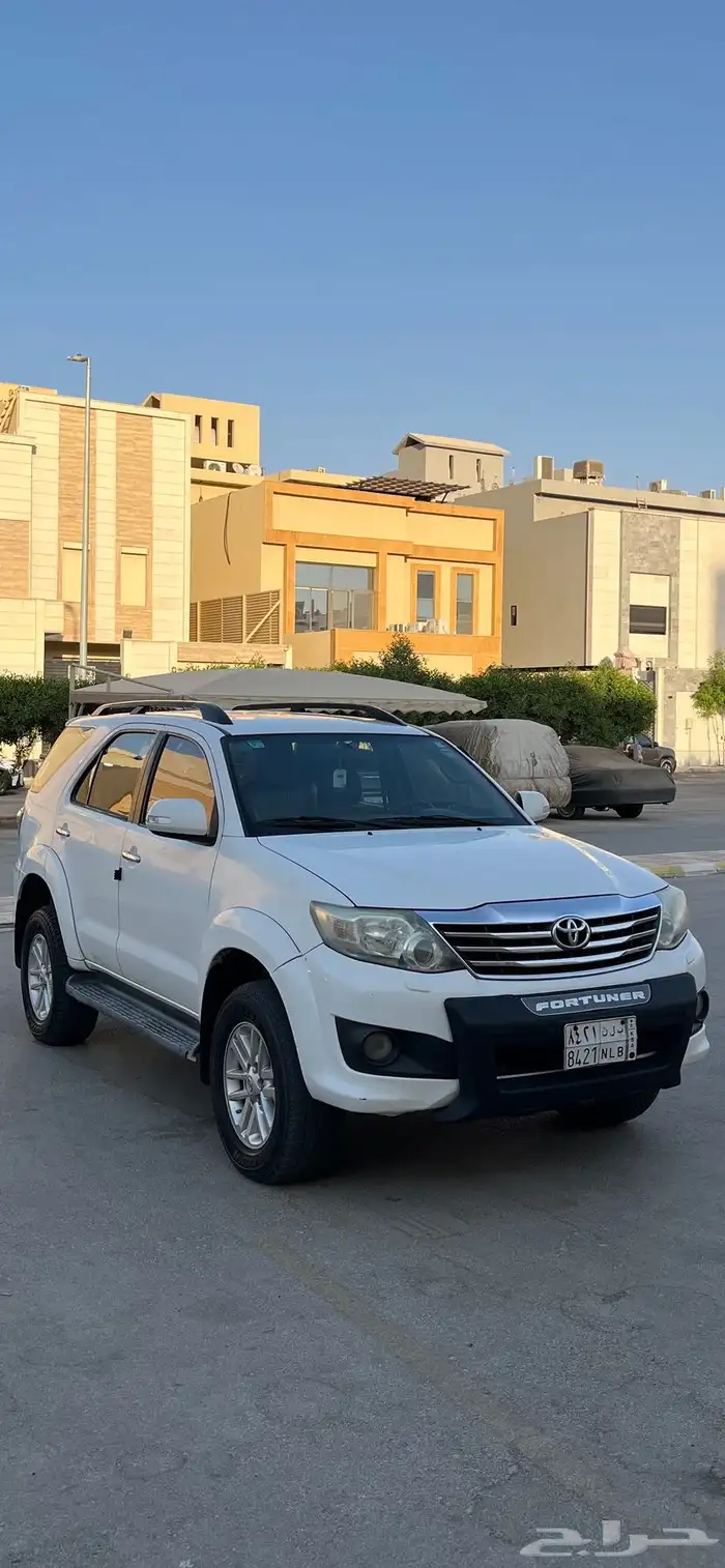 فورتشنر 2012 فل كامل V6 دبل دفلك 4x4 0