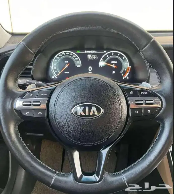 للبيع كيا كادنزا K7 بنزين 8