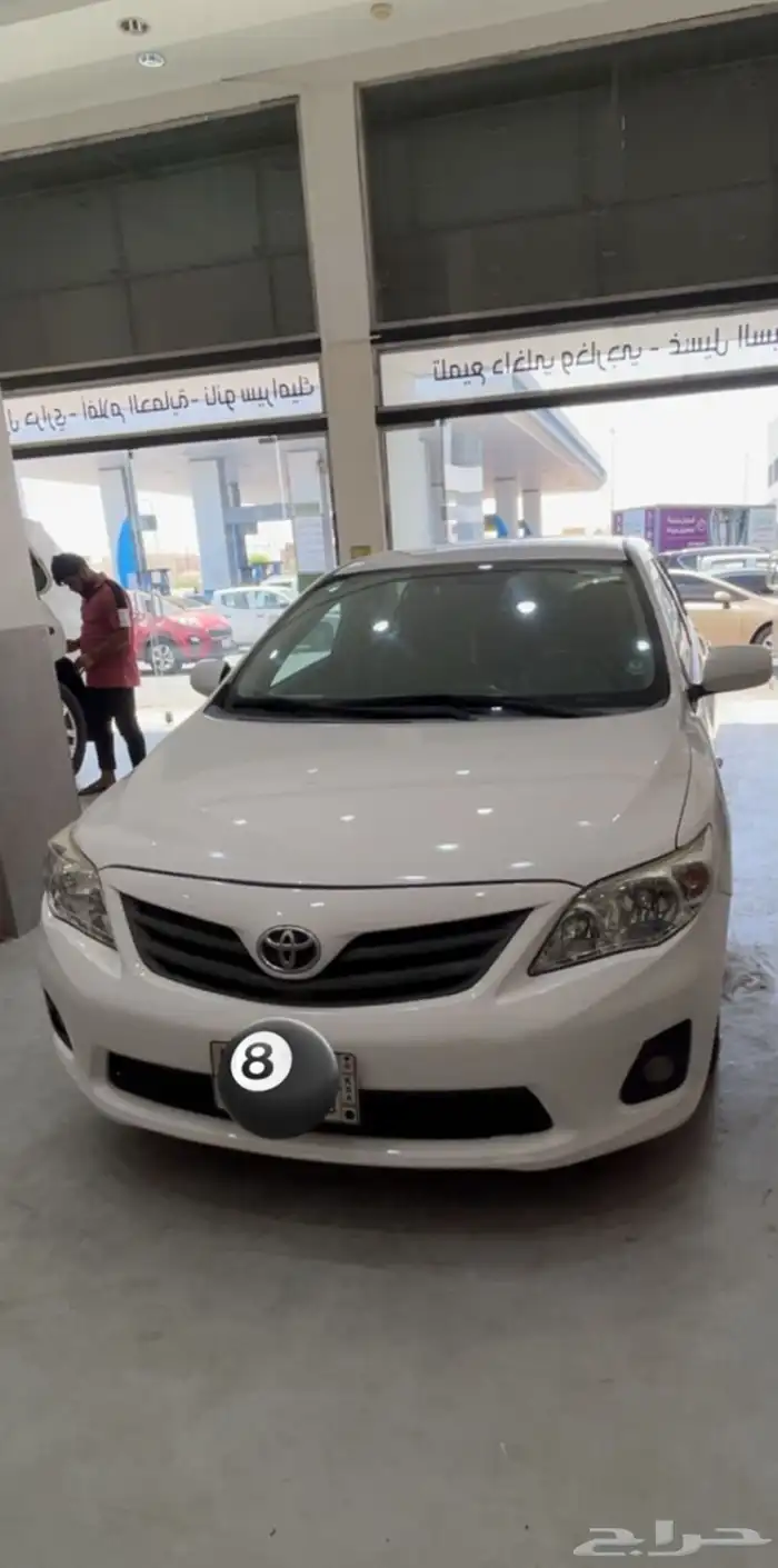 للبيع سيارة كورولا 2011 0