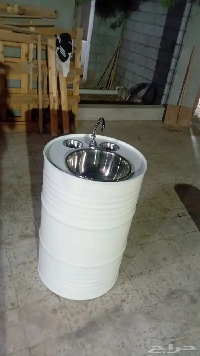 تم تنفيد أخر أعمالنا تفصيل كراسي  و طاولات و مغسله  من برميل 3