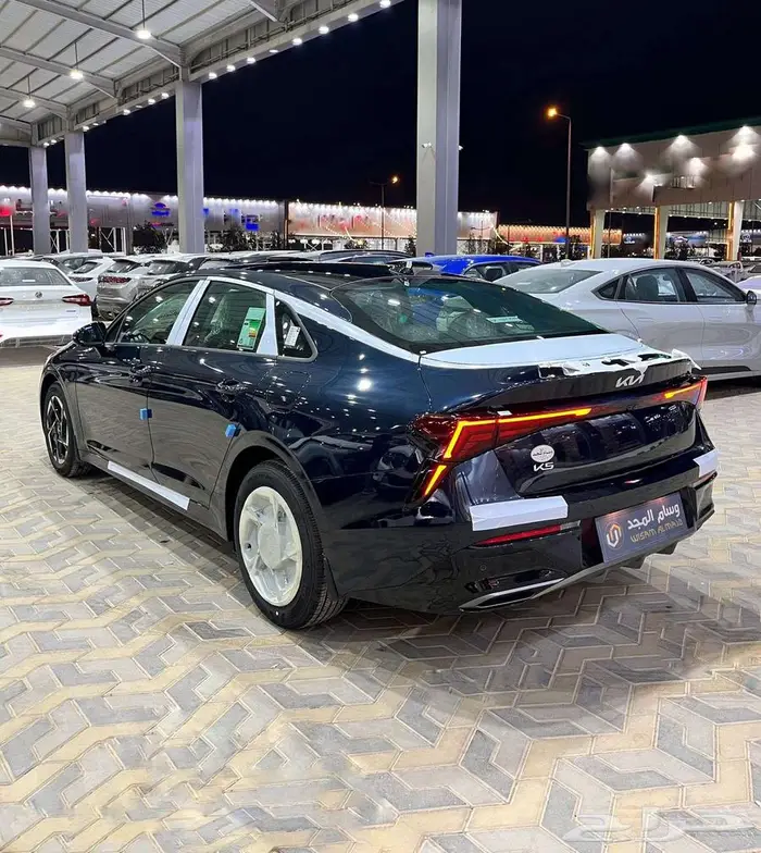 كيا K5 نص فل 2.5 بانوراما جلد بصمه موديل 2026 3