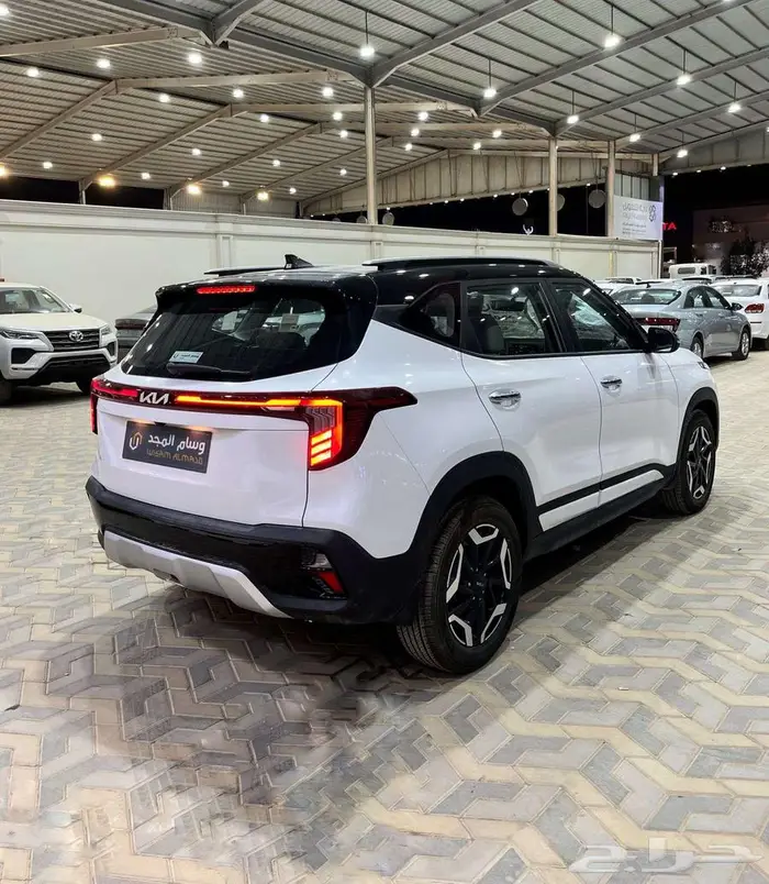 كيا سيلتوس GLS 1.5 بصمه مطور مخمل بدون فتحه موديل 2025 3
