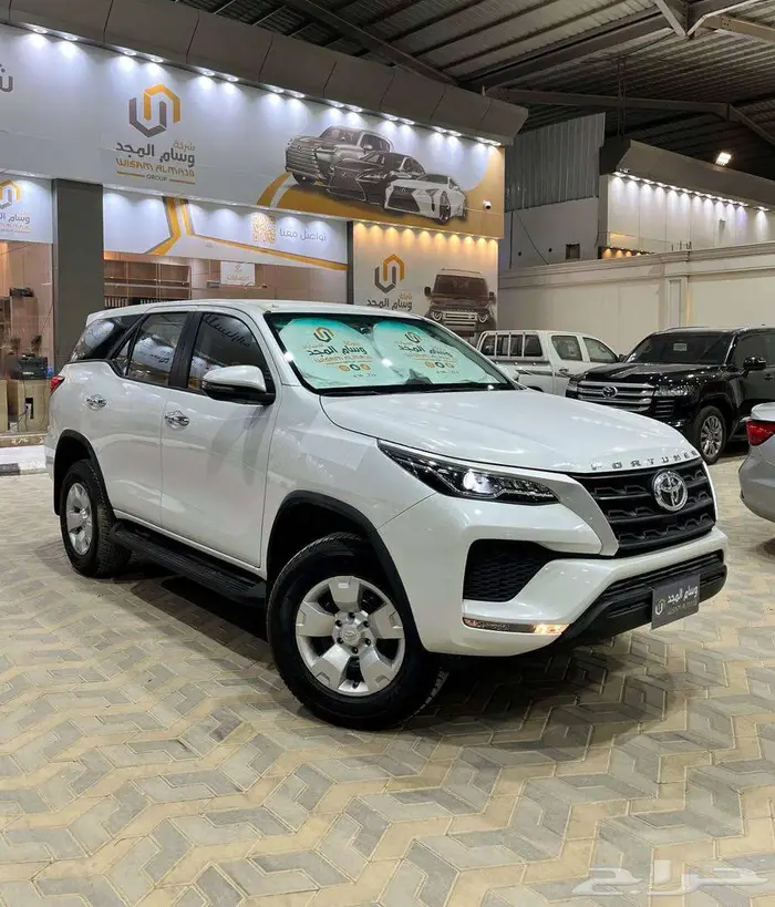 عرض خاص تويوتا فورتشنر GX ديزل دبل موديل 2024 بطاقه جمركيه 0