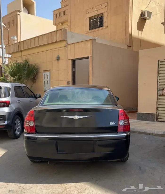 كرايسلر 2010 C300 1