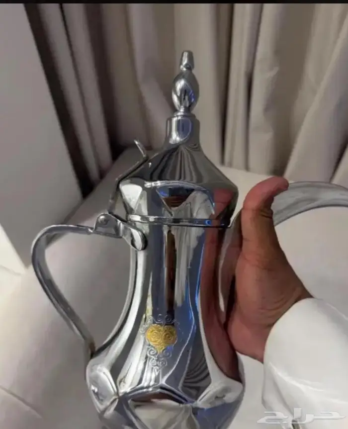 دلال6 وأباريق 3 للبيع نوعها السيف 2