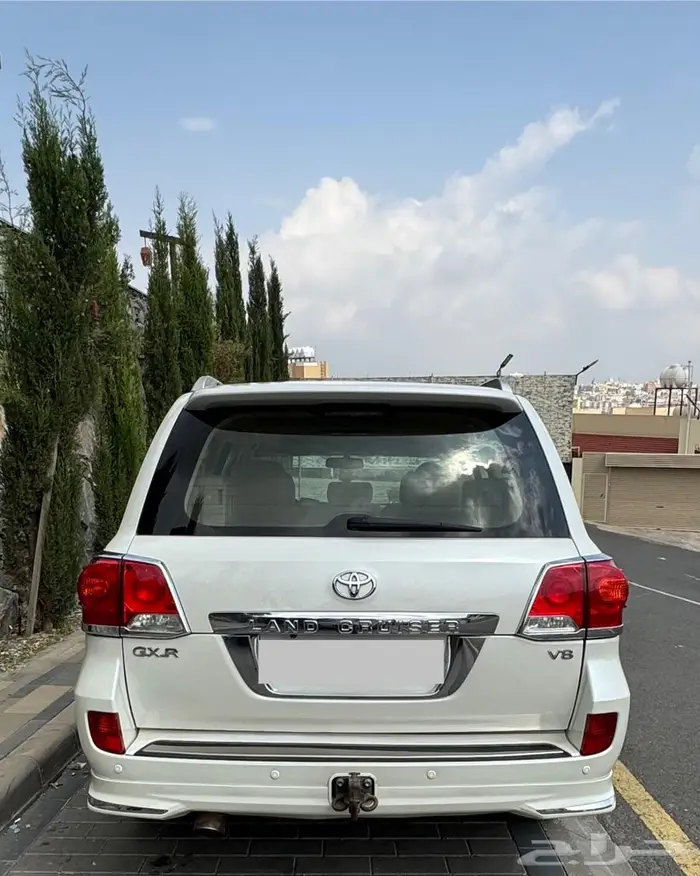 تويوتا لاندكروزر موديل 2015 gxr فل كامل 2