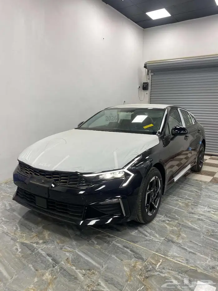 كيا K5 استاندر GL موديل 2026 أسود 1