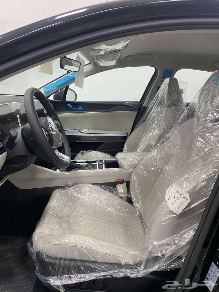 كيا K5 استاندر GL موديل 2026 أسود 8