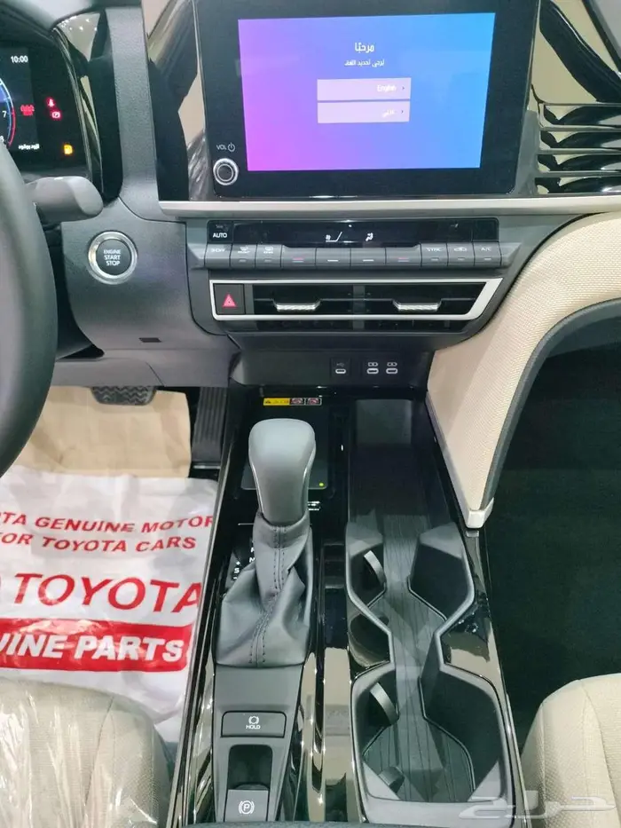تويوتا كامري LE 2025 فتحة سقف بنزين سعودي 7