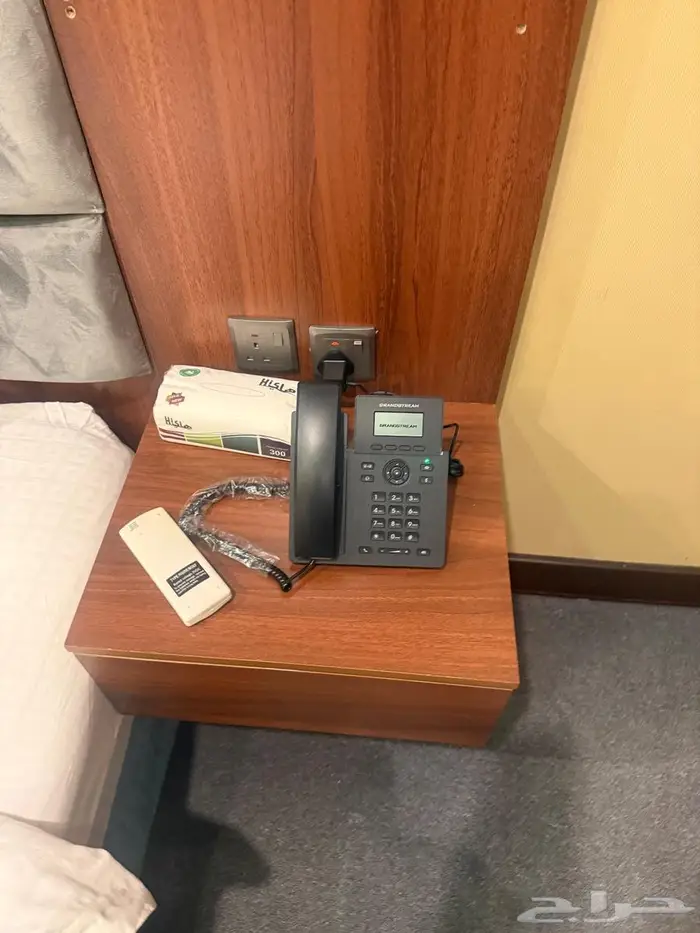 هواتف للمكاتب والشركات وربط الفروع سنترال اي بي 2