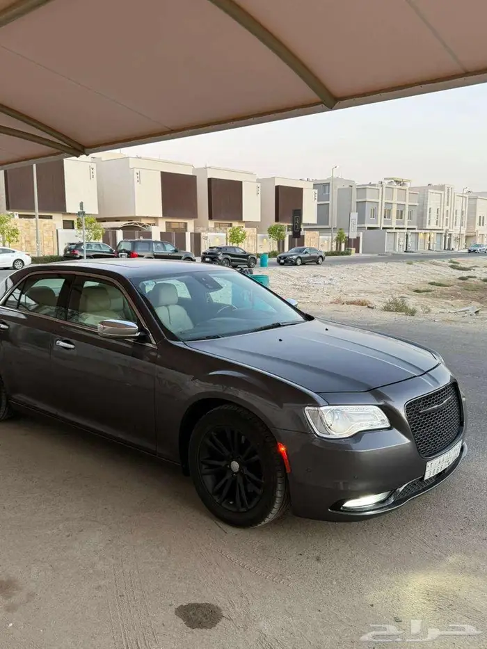 كرايزلر C300 2016 اعلى موصفات 10