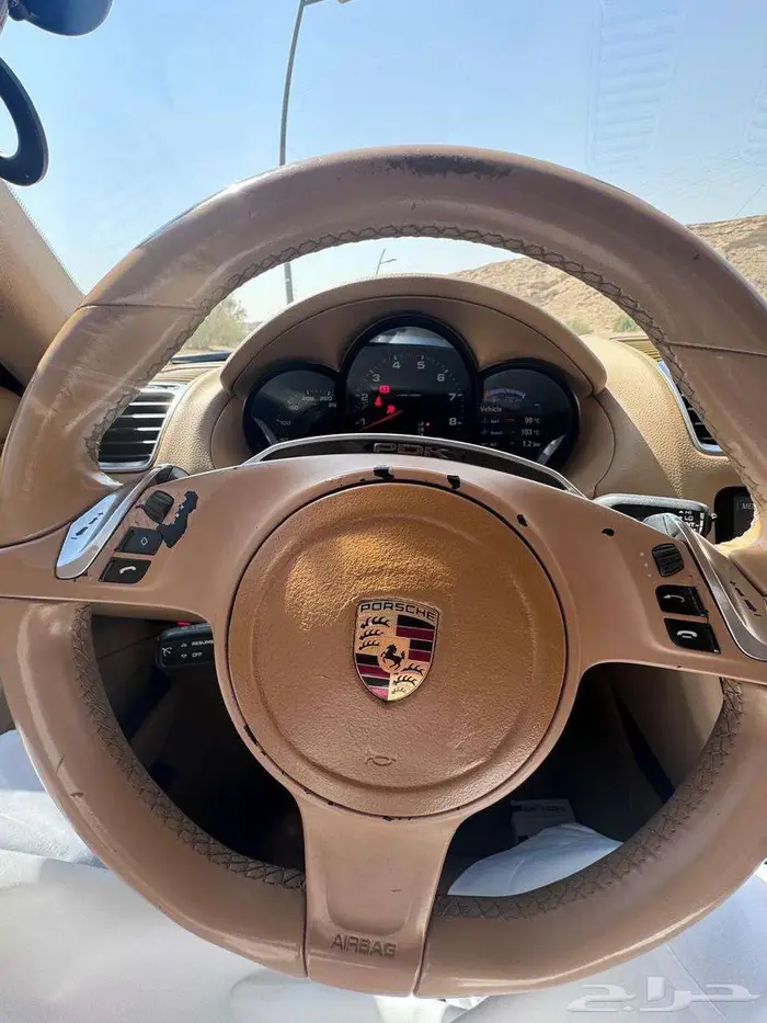 للبيع بورشه كايمان GT4 موديل 2016 13