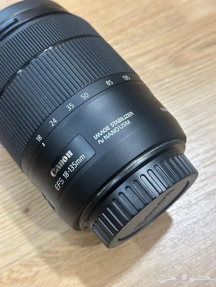 CANON ZOOM LENS EF-S 18-135mm 1