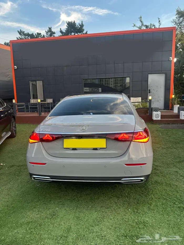 مرسيدس E200 فل سبشل اديشن 7