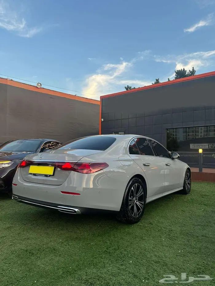 مرسيدس E200 فل سبشل اديشن 15