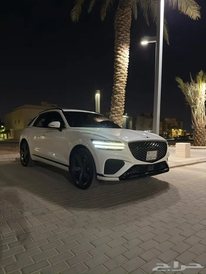 GV70 ( سبورت رويال ) أعلى فئة 24