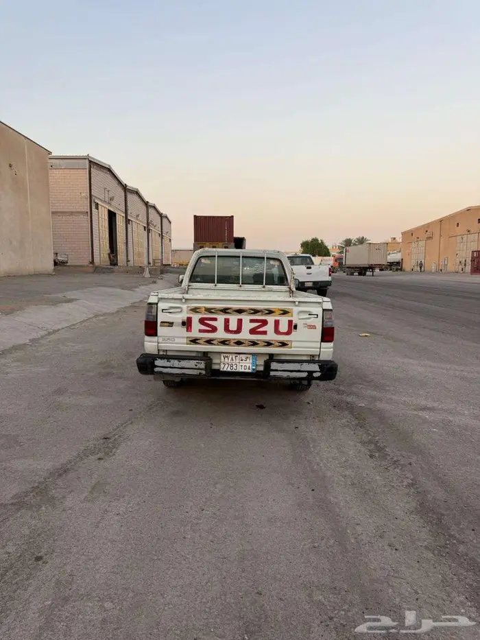 للبيع ايسوزو ديماكس 2002 غمارة 3