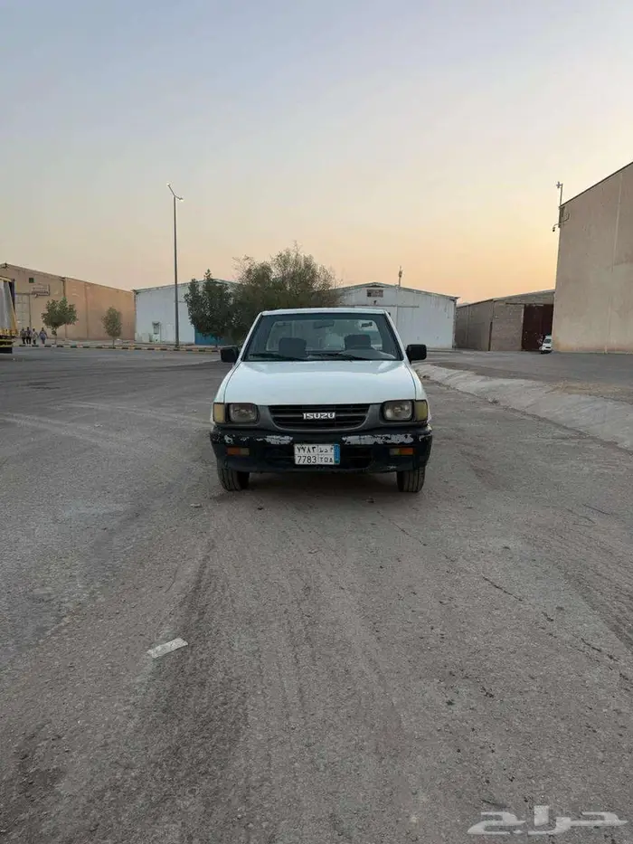للبيع ايسوزو ديماكس 2002 غمارة 0