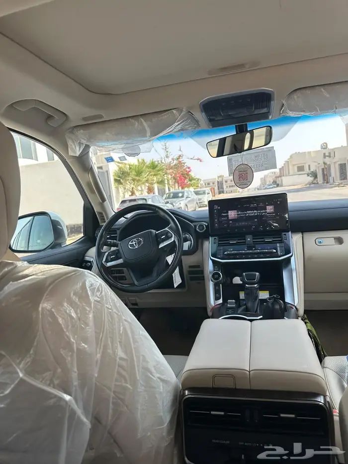 لاندكروزر 2024 عبداللطيف جميل L4 5