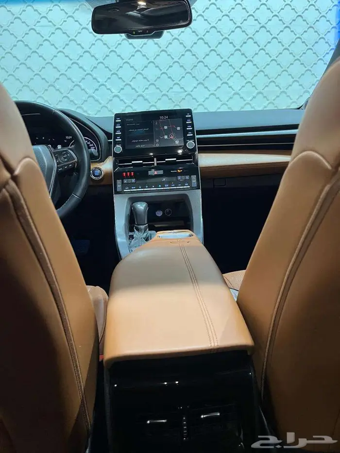 تويوتا افالون بريميوم فل كامل 2022 15