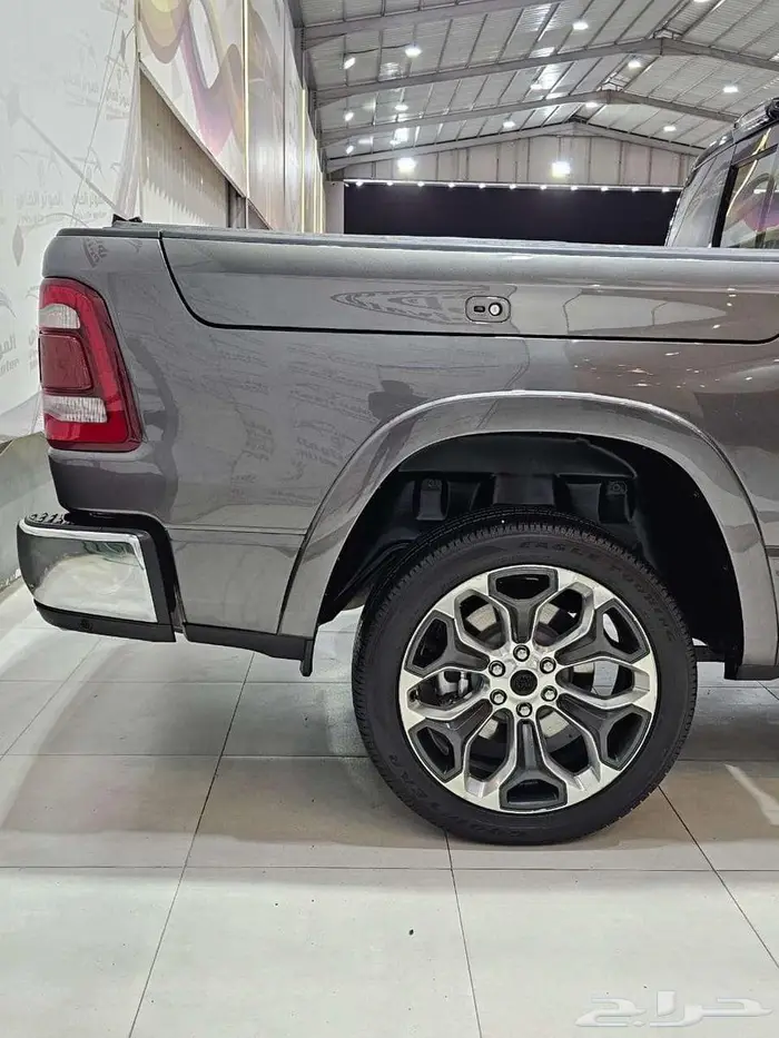 دودج رام 2021 . ( ليمتد فل كامل اعلى فئه V8 ) 10