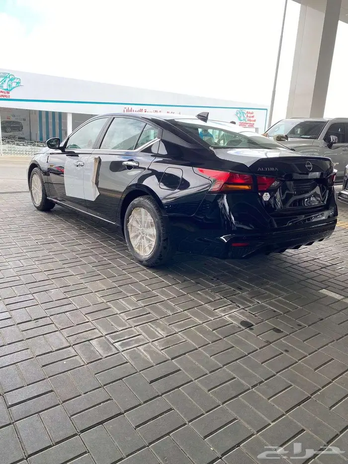 نيسان التيما استاندر م 2025 - سعودي 9