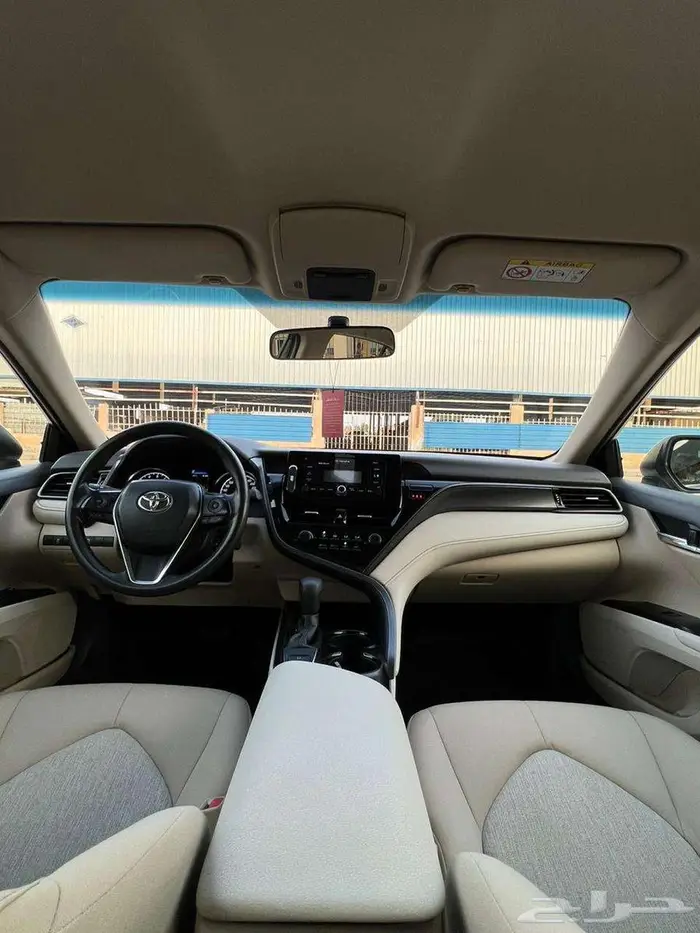 تويوتا كامري LE موديل 2022 5