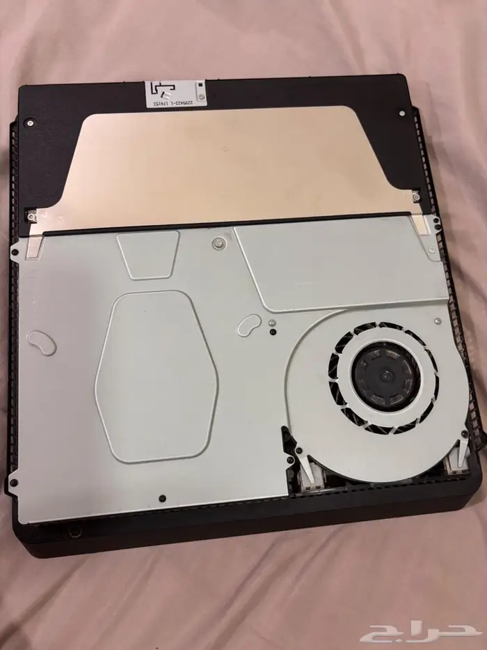 سوني 4 للبيع نضيف 2