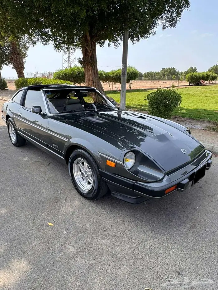 للبيع نيسان 280zx زد 1983 بحالة الوكالة خصوصي 4