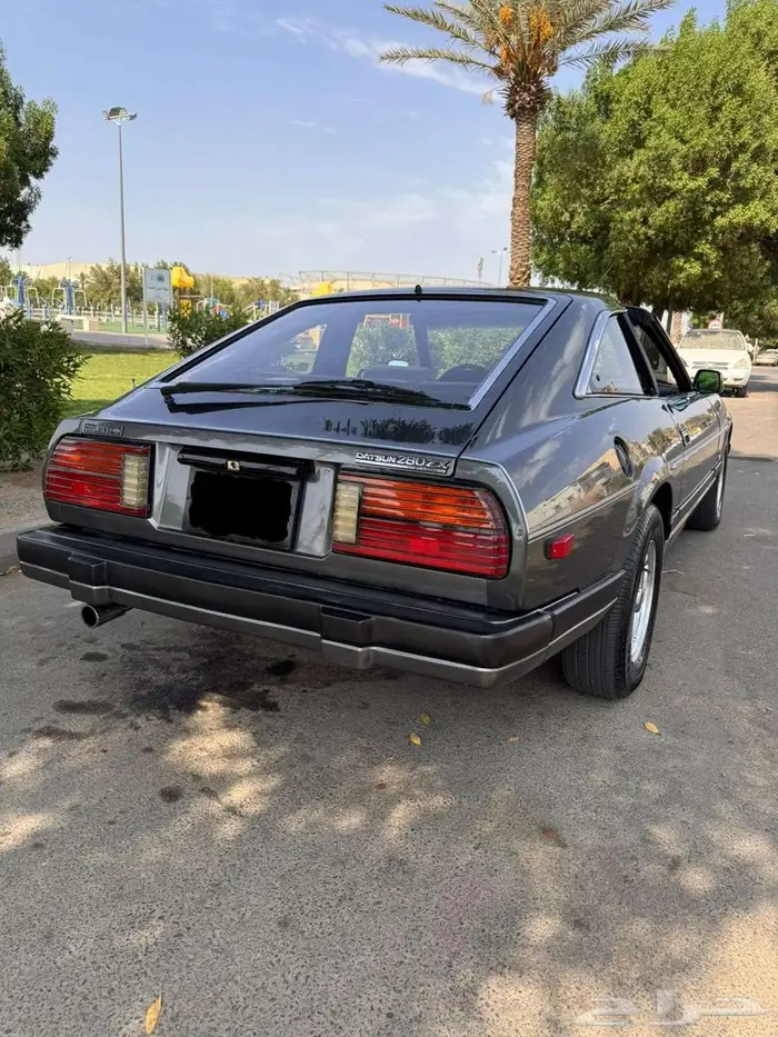 للبيع نيسان 280zx زد 1983 بحالة الوكالة خصوصي 16
