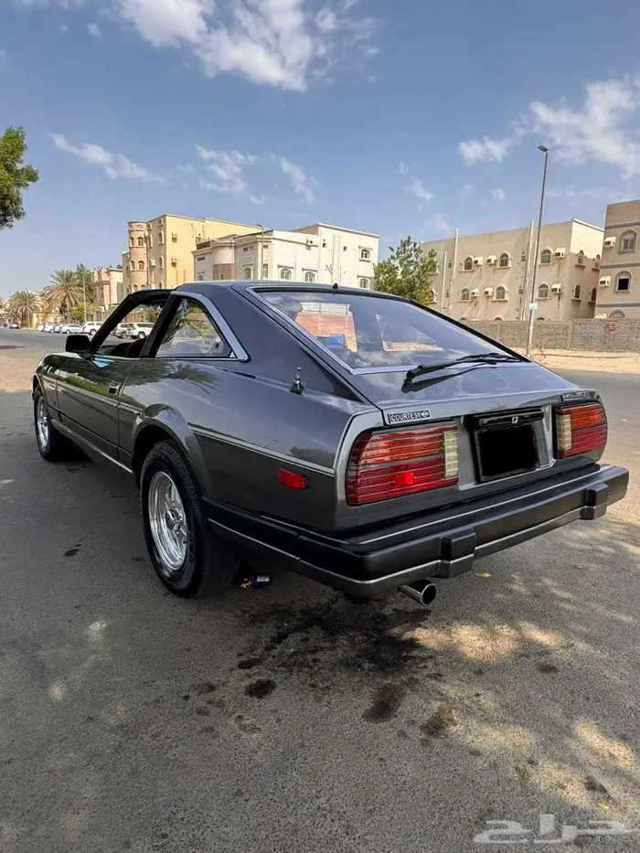 للبيع نيسان 280zx زد 1983 بحالة الوكالة خصوصي 17