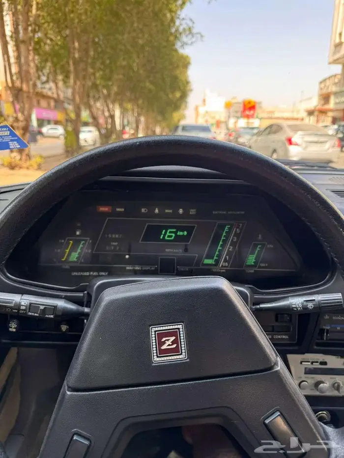 للبيع نيسان 280zx زد 1983 بحالة الوكالة خصوصي 25