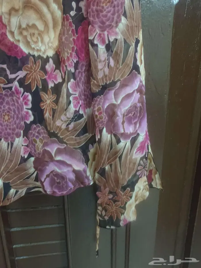 بلايز نسائية مشكلة زارا. وامريكي لارج وميديوم وسمول 30