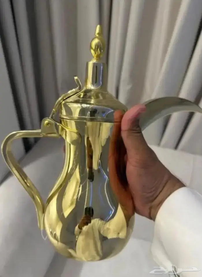 دلال6 وأباريق 3 للبيع نوعها السيف 1